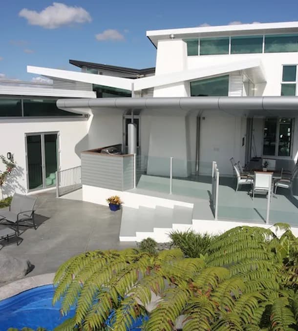 River Road Residence, Hamilton — image 1 of 6