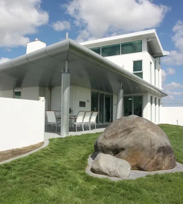 River Road Residence, Hamilton — image 2 of 6