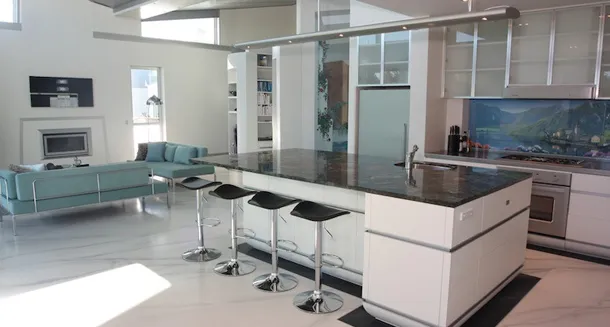 River Road Residence, Hamilton — image 6 of 6